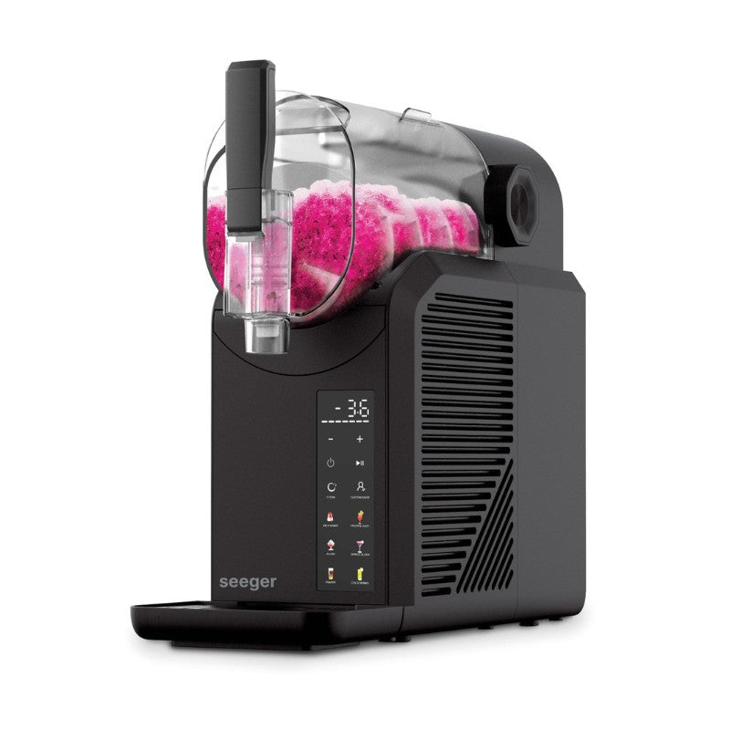 Slushimaker: Die SuperSlush Maschine nutzt ein modernes Kompressor-Kühlsystem, ähnlich wie ein Gefrierschrank, aber viel kompakter und präziser. Das bedeutet: Die Flüssigkeit im Behälter wird blitzschnell heruntergekühlt, während spezielle Mischrührer kontinuierlich umrühren. So entstehen feine, gleichmässige Slush-Eiskristalle, ganz ohne separate Eiswürfel!Das Ergebnis: Immer perfekte Konsistenz, nie zu hart, nie zu wässrig.