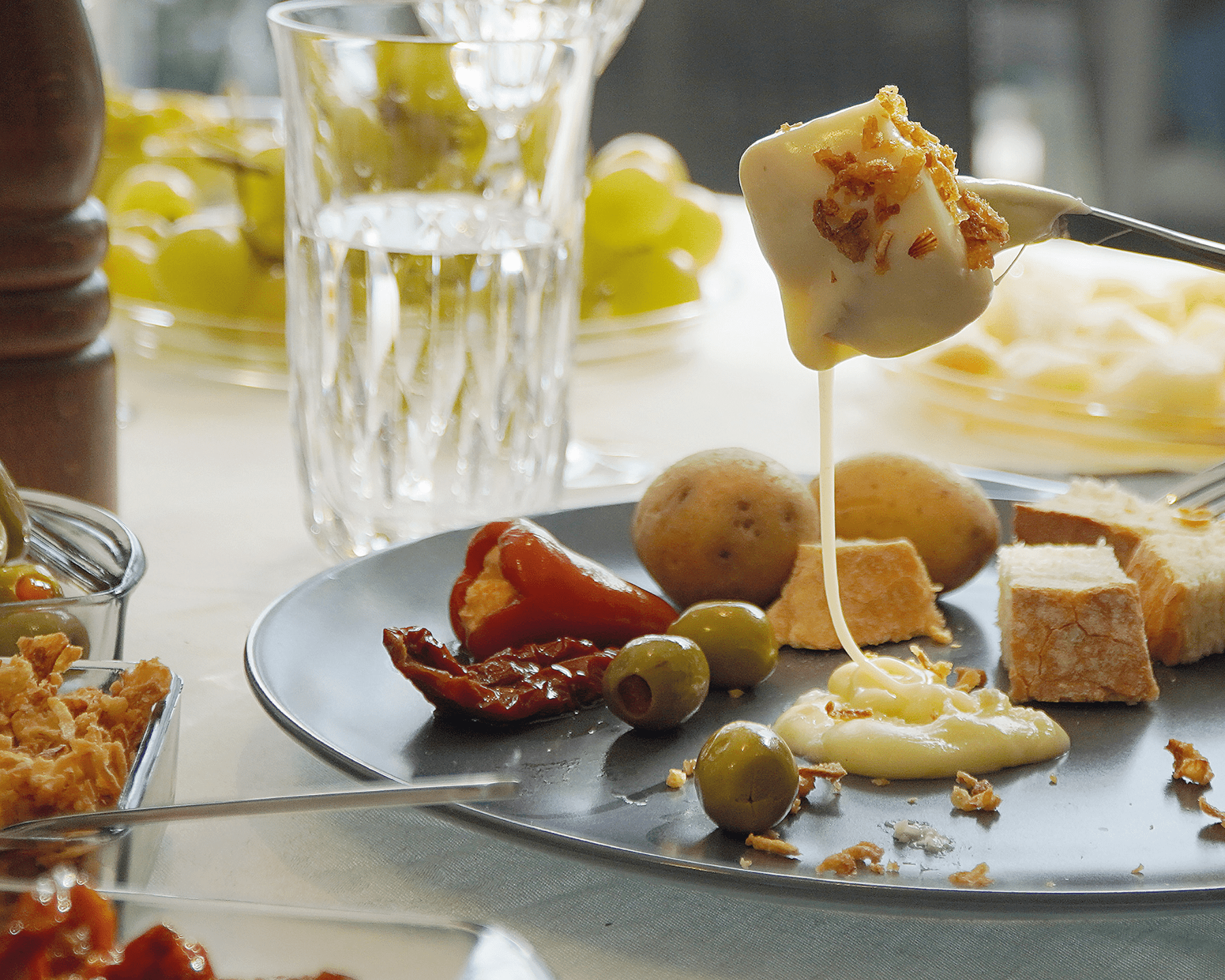 Käsefondue - Set mit 6 Fonduegabeln von rotel - kitchen - more.ch