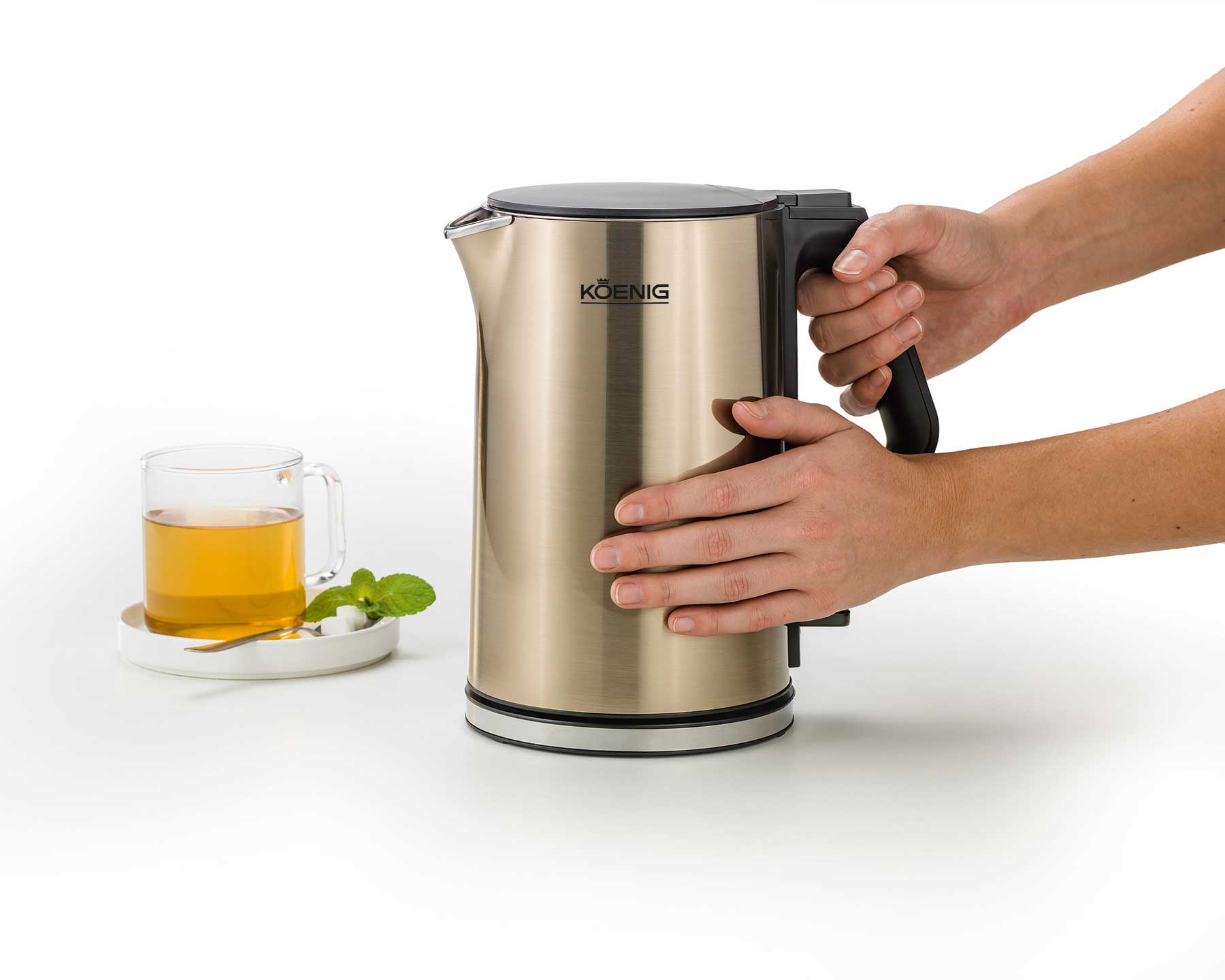 KOENIG Wasserkocher Cool Touch, 1,5 Liter + Geschenkbox - kitchen-more.ch, kostenloser Versand in der ganzen Schweiz