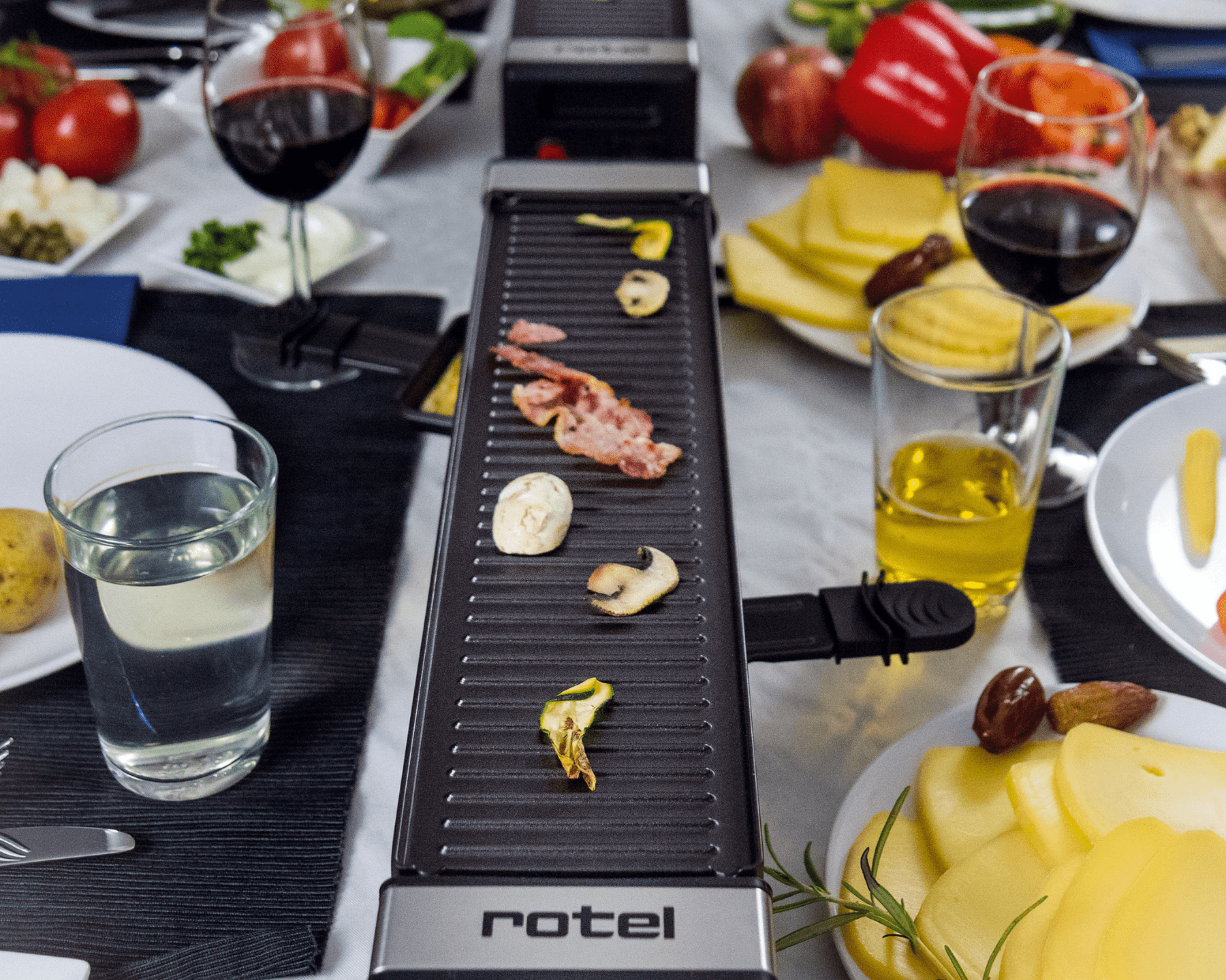 Raclette/Tischgrill «Connect» für 4 bis 8 Personen von rotel - kitchen - more.ch